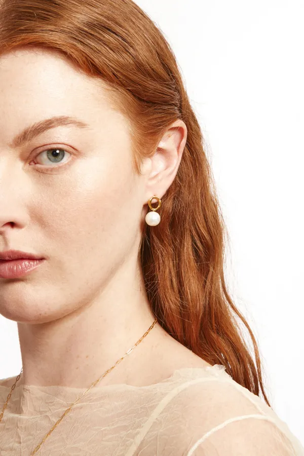 Chan Luu Earrings^Globe Stud Earrings White Pearl
